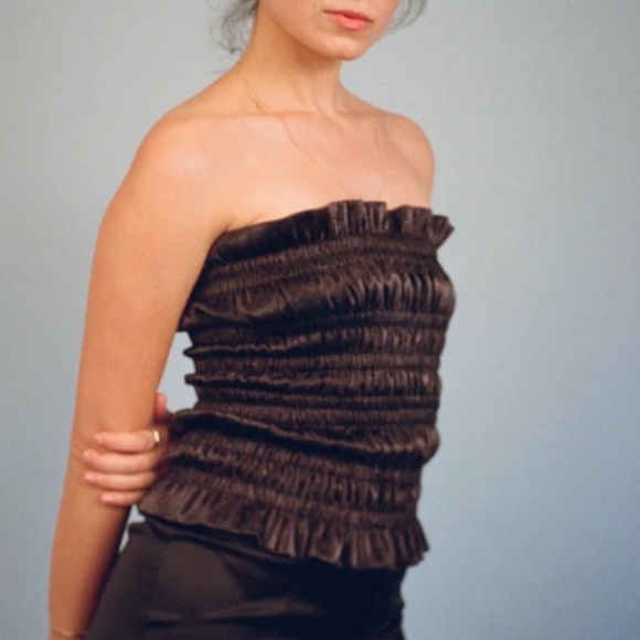 FINAL PRICE. RUNS SMALL. AREA NYC Ruched Tube Top - Picture 2 of 7